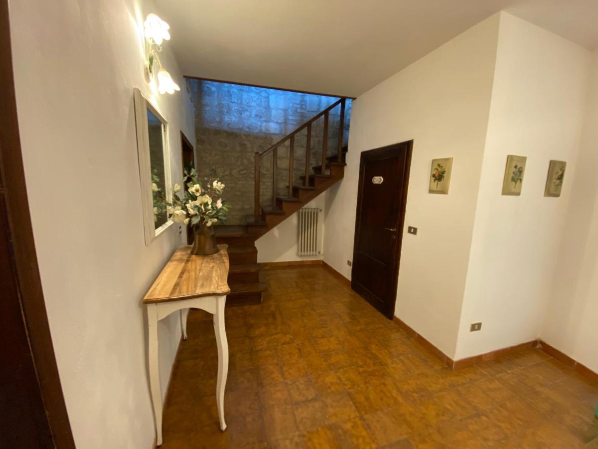 La Casa Dei Ricordi Lägenhet San Gimignano Exteriör bild