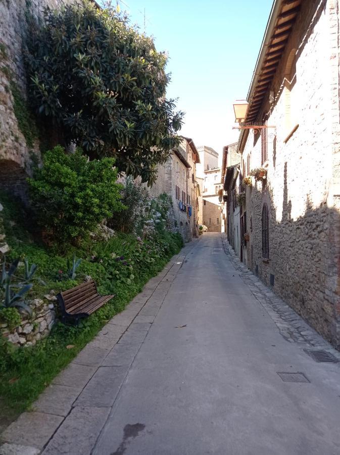La Casa Dei Ricordi Lägenhet San Gimignano Exteriör bild